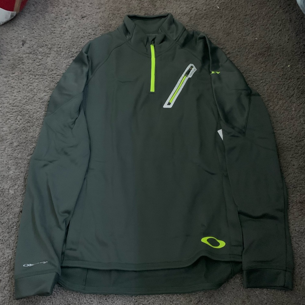 Oakley workout jacket